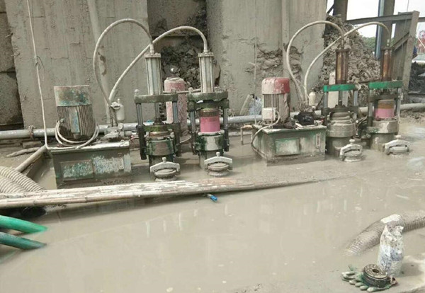 Ceramic piston pump for marble wastewater